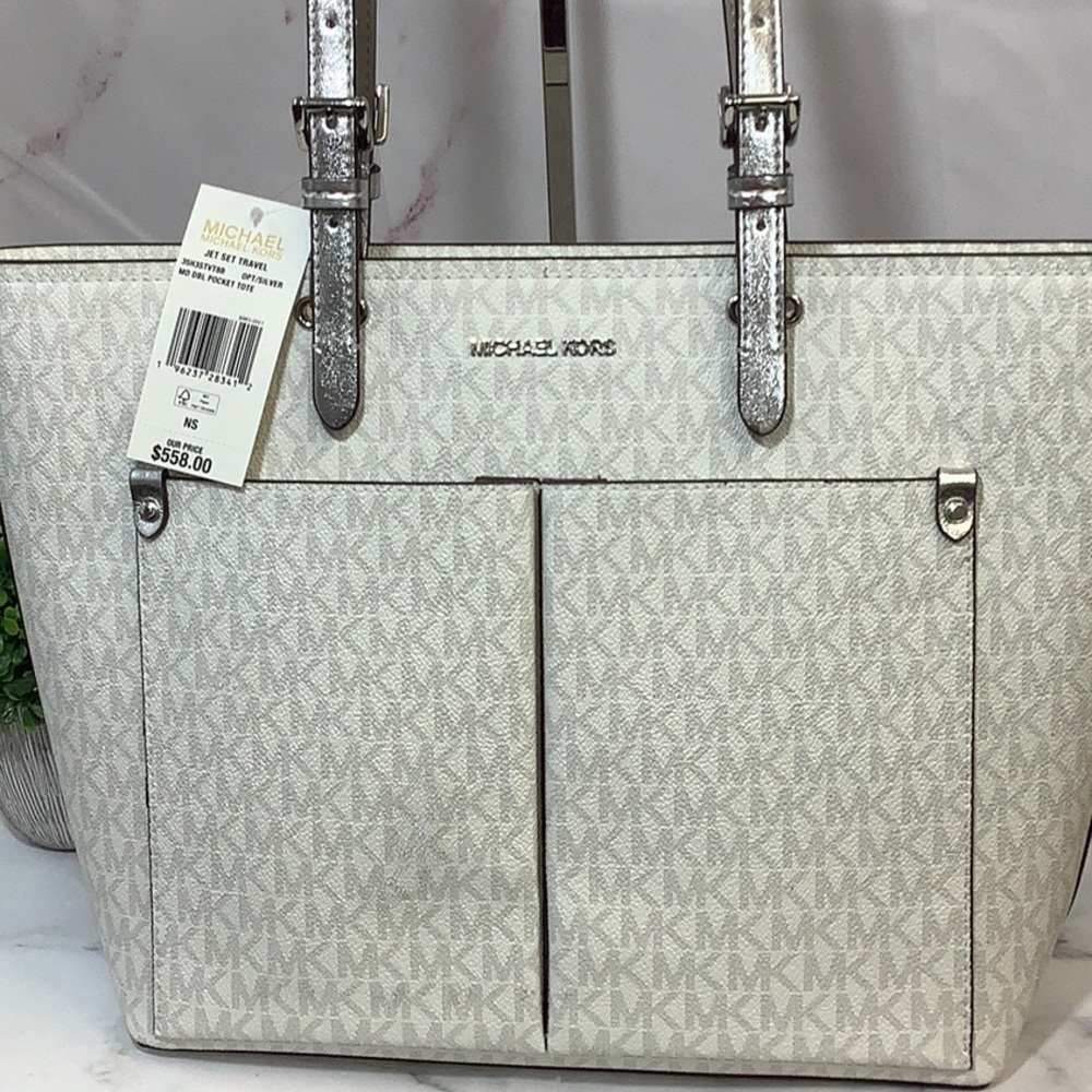 NWT Michael Kors Medium Travel Tote